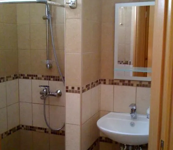 Niriides And Aparthotel Paralía