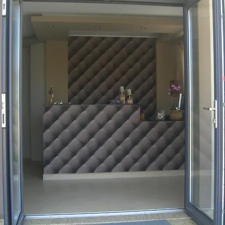 شقة فندقية Niriides Studios And