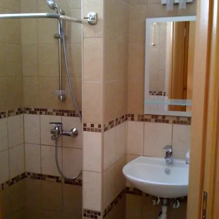 Niriides And Apart-hotel Paralía