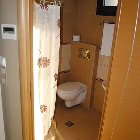 Niriides And Aparthotel 4*