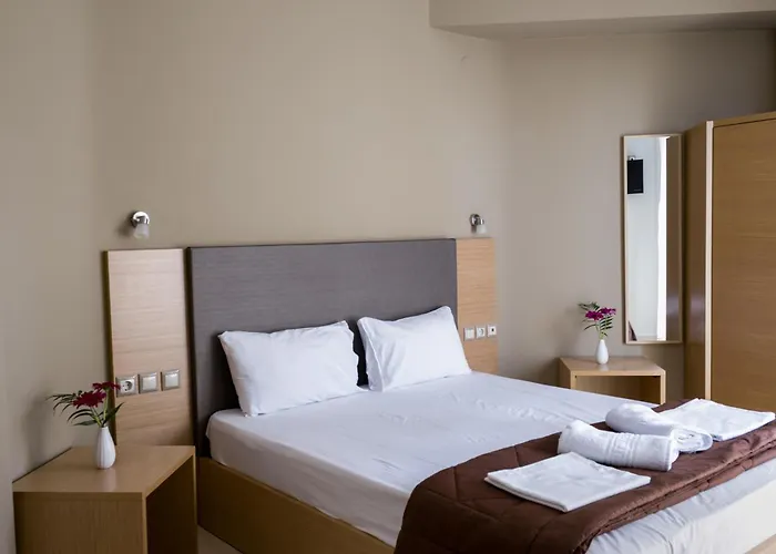 Aparthotel Niriides And